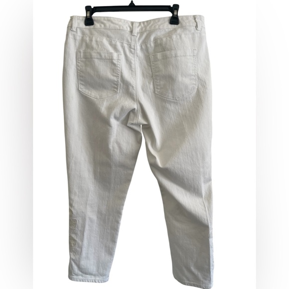 Coldwater Creek White Embroidered Jeans Size 12 - Picture 3 of 10